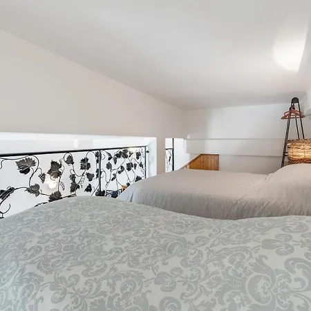 Le Saint Clair Par Dodo-a-cassis Apartament